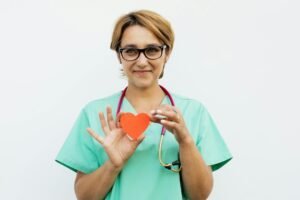Illustration of Heartburn vs Heart Attack: Stunning Guide to Emergency Heart Symptoms